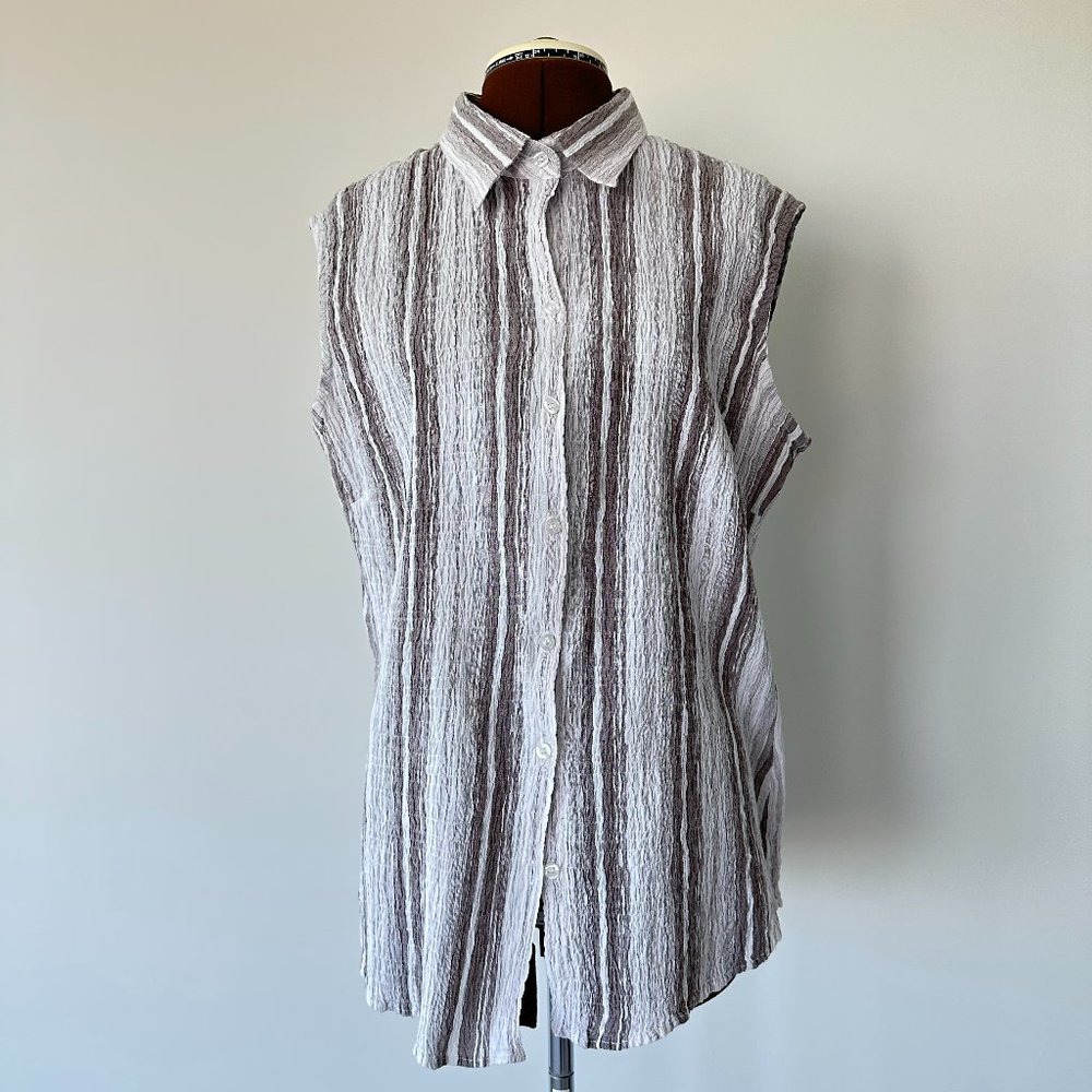 Waffle Textured Striped Sleeveless Button Front
